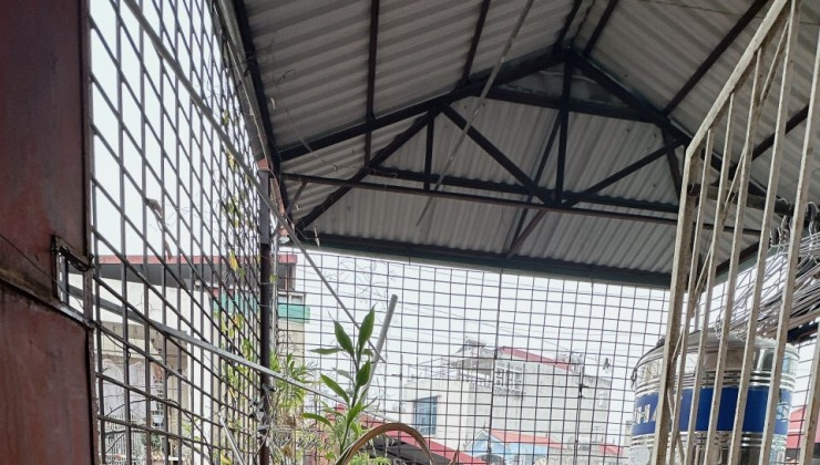Cho thuê nhà Ngõ oto Hoàng Văn Thái, Khương Trung, Thanh Xuân - 40m2 x 5 tầng - 16,5tr (ctl)
